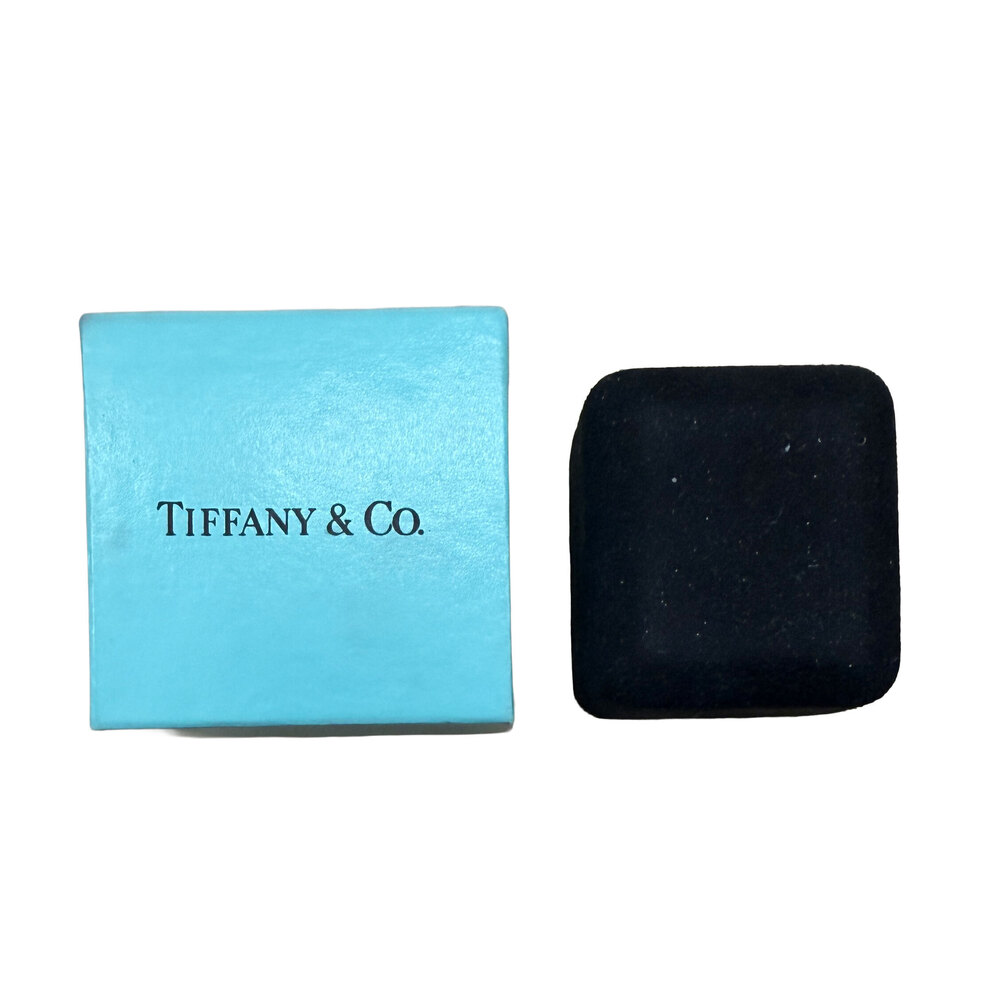 Tiffany & Co. Platinum 2mm Milgrain Band - Picture 5 of 5